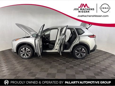 Certified 2023 Nissan Rogue SV w/ SV Premium Package image 9