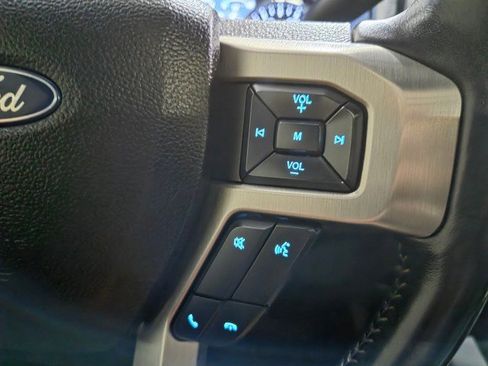 Used 2020 Ford F350 Platinum w/ FX4 Off-Road Package image 45