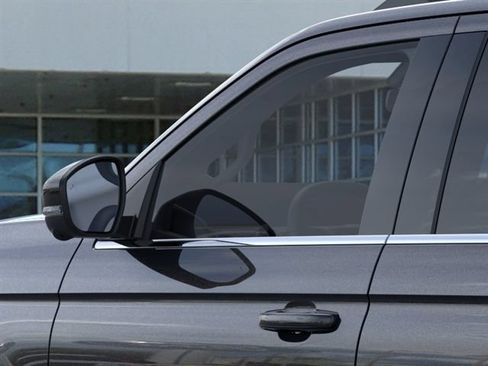 New 2026 Ford Expedition Active RWD image 20