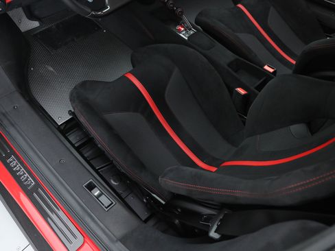 Certified 2020 Ferrari 488 Pista Coupe image 26
