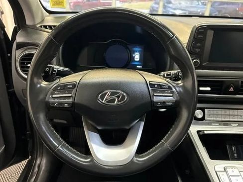 Used 2019 Hyundai Kona Limited FWD image 24