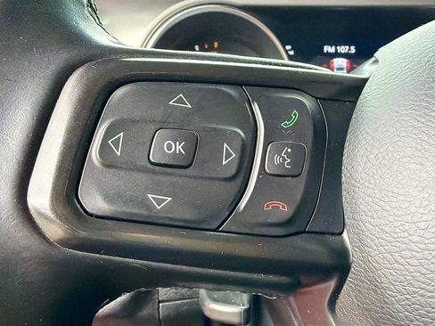 Used 2021 Jeep Gladiator Sport AWD/4WD image 31