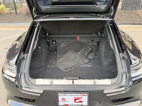 Used 2023 Porsche Panamera Platinum Edition image 18
