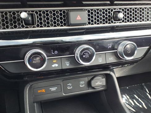 Certified 2025 Honda Civic LX image 26