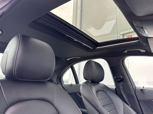 Used 2020 Mercedes-Benz C 300 Sedan image 24