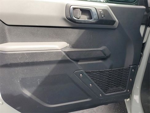 Used 2022 Ford Bronco 4-Door image 16