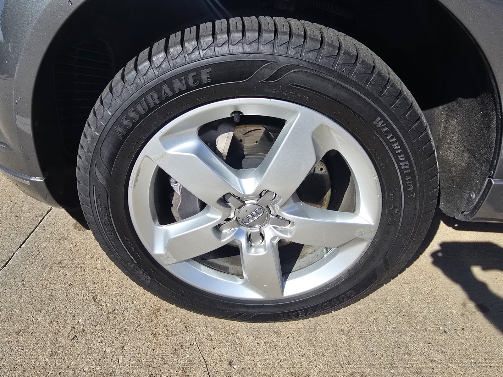 Used 2014 Audi Q7 3.0T Premium AWD/4WD image 9