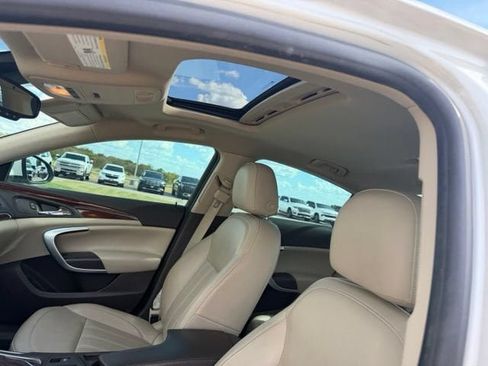 Used 2016 Buick Regal Premium FWD image 10