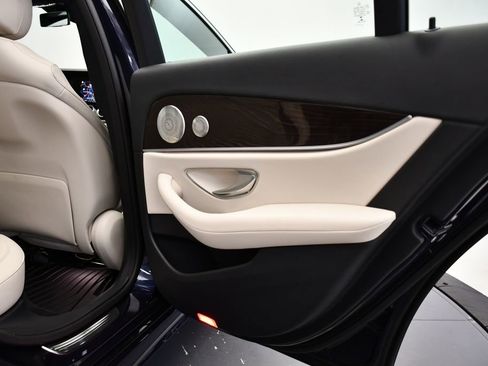 Used 2023 Mercedes-Benz E 450 4MATIC Sedan image 53