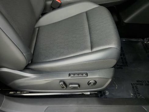 Used 2022 Volkswagen ID.4 Pro S AWD/4WD image 37