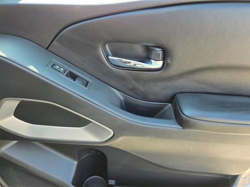 Used 2025 Nissan Frontier SV w/ Tow Package image 20