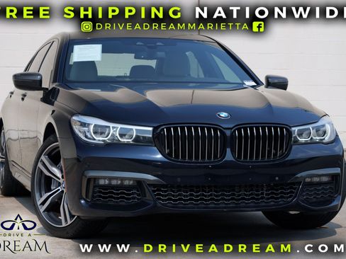 Used 2019 BMW 740i w/ M Sport Package RWD image 2