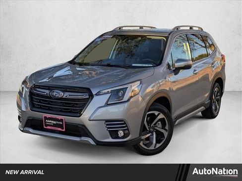 Used 2023 Subaru Forester Touring image 1