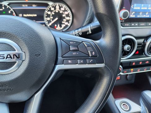 Used 2023 Nissan Sentra SV image 32