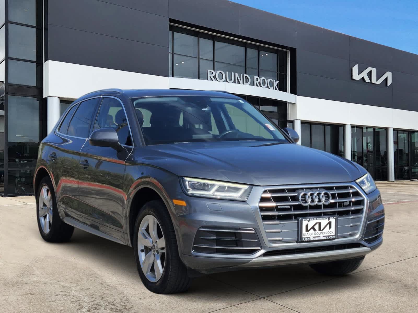 Used 2018 Audi Q5 2.0T Premium Plus w/ Premium Plus Package AWD/4WD image 3