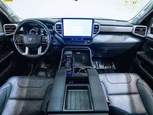 Used 2022 Toyota Tundra Limited image 16