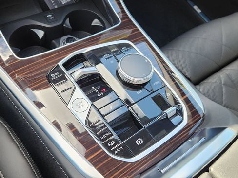 New 2026 BMW X5 xDrive50e AWD/4WD image 18