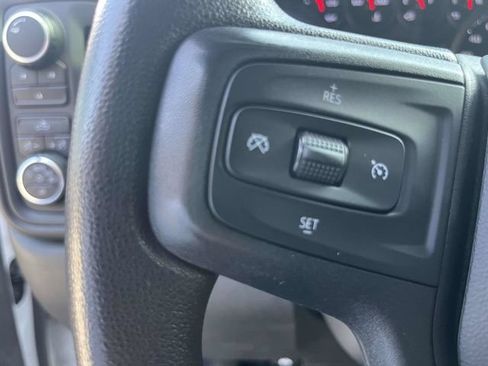 Used 2022 Chevrolet Silverado 2500 Custom w/ Custom Value Package AWD/4WD image 22