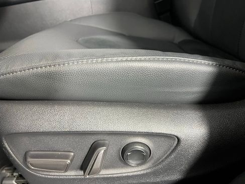 Used 2024 Toyota Grand Highlander AWD Hybrid image 23