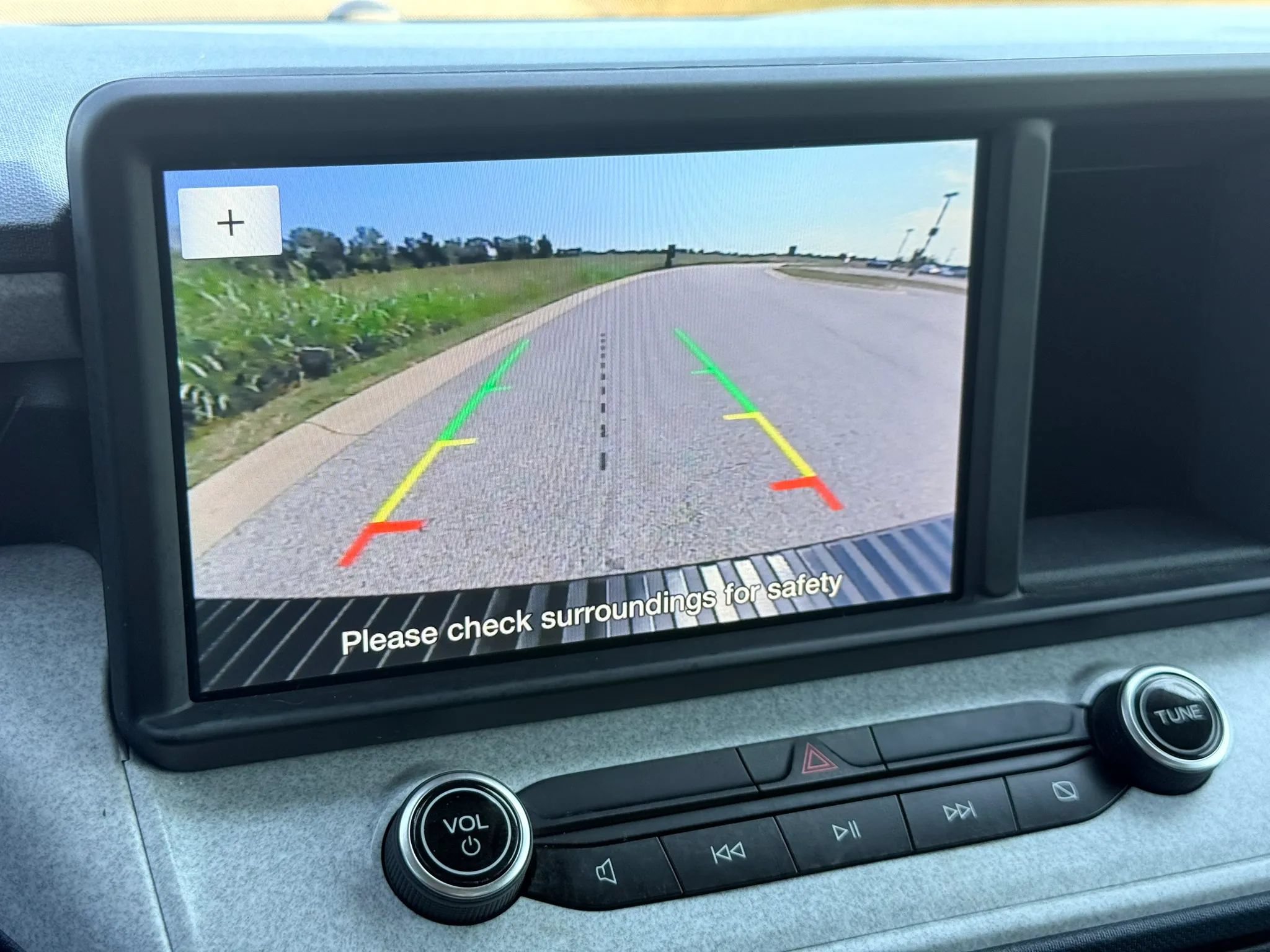 Used 2022 Ford Maverick XLT FWD image 6