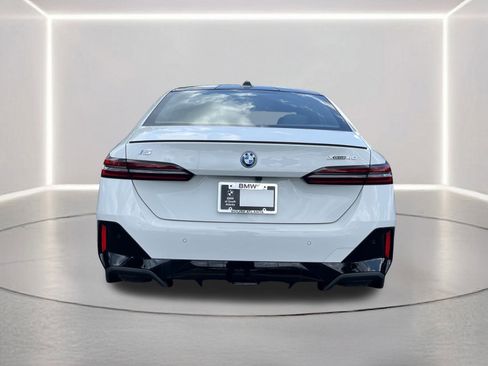 New 2026 BMW i5 eDrive40 w/ M Sport Package image 25