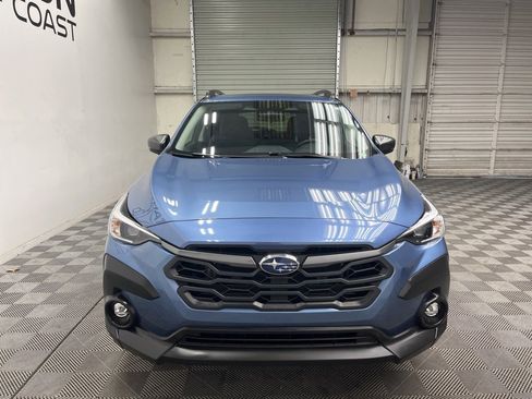 Used 2024 Subaru Crosstrek 2.0i Premium image 4