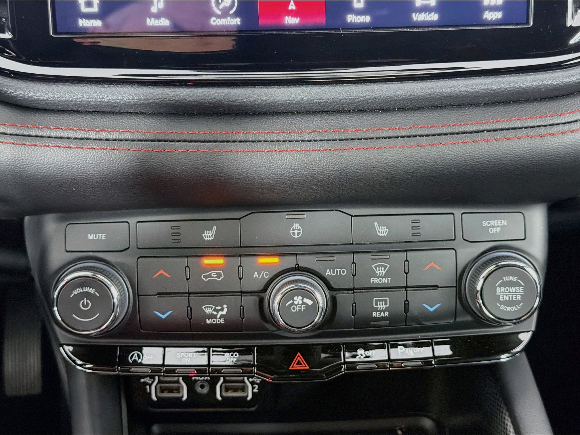 Used 2025 Dodge Durango GT RWD image 24