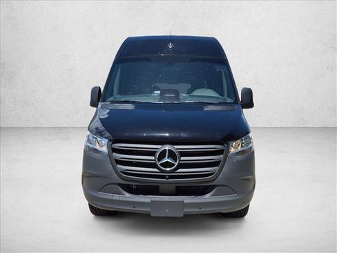 Used 2026 Mercedes-Benz Sprinter 2500 image 2
