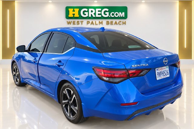 Used 2025 Nissan Sentra SV FWD image 2