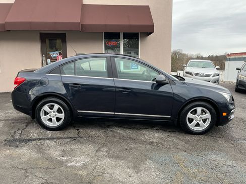 Used 2016 Chevrolet Cruze LT image 3