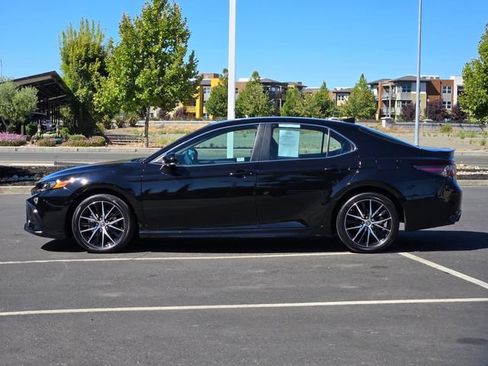 Certified 2024 Toyota Camry SE FWD image 8