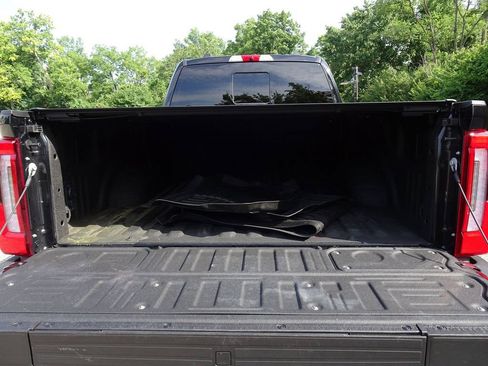 Used 2025 Ford F350 Platinum AWD/4WD image 7
