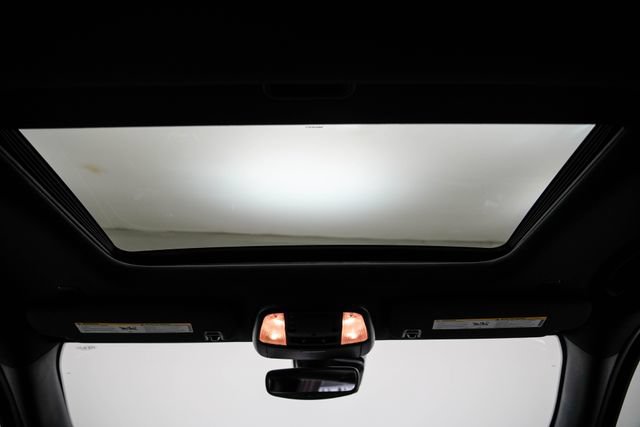 Used 2024 Dodge Durango SXT AWD/4WD image 7