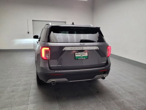 Used 2022 Ford Explorer Limited w/ Equipment Group 301A AWD/4WD image 6