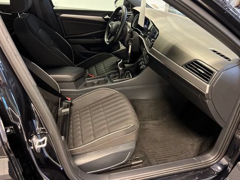 Certified 2024 Volkswagen Jetta Sport FWD image 10