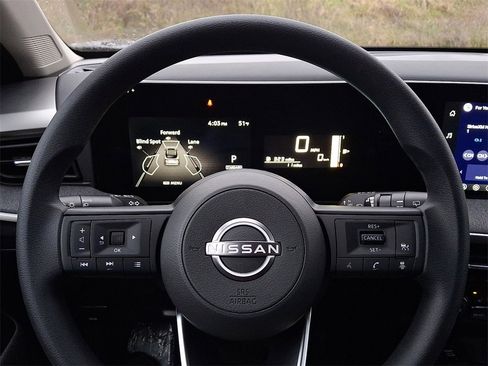 New 2026 Nissan Kicks SV image 14