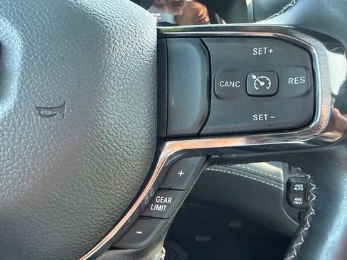 Used 2023 RAM 1500 Limited w/ Body Color Bumper Group AWD/4WD image 18