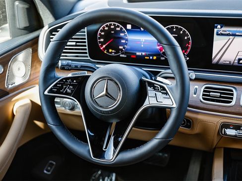 New 2025 Mercedes-Benz GLE 580 4MATIC image 13