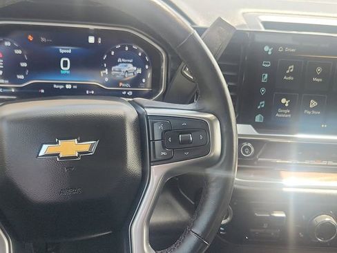 Used 2022 Chevrolet Silverado 1500 LT w/ Z71 Off-Road Package AWD/4WD image 15