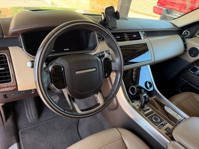 Used 2018 Land Rover Range Rover Sport SE AWD/4WD image 29