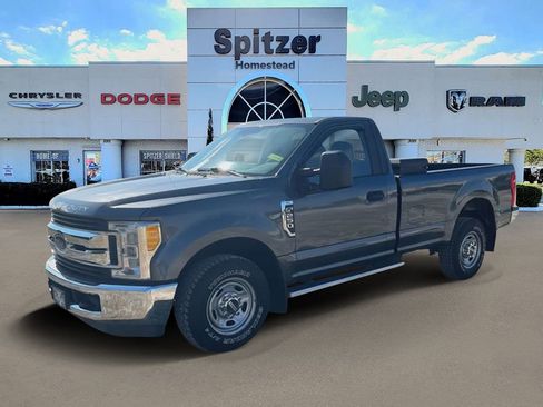 Used 2017 Ford F250 XL w/ XL Value Package image 5