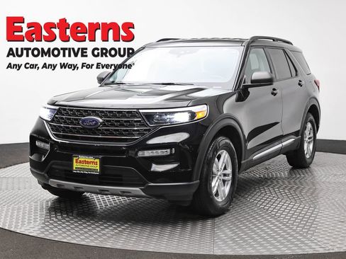 Used 2023 Ford Explorer XLT w/ Equipment Group 202A image 1