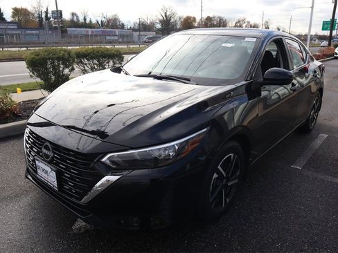 Certified 2025 Nissan Sentra SV w/ All-Weather Package image 9