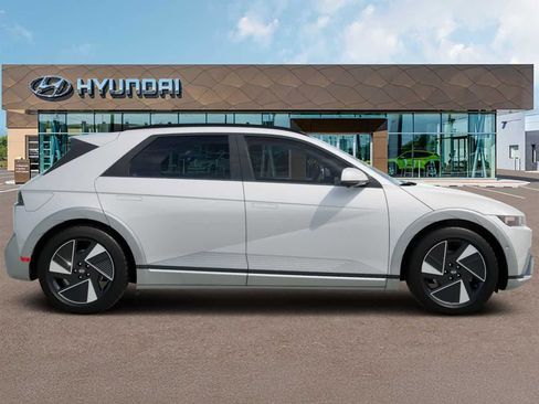 New 2026 Hyundai Ioniq 5 Limited image 22