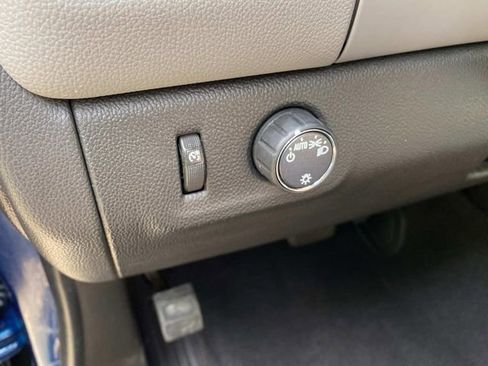 Used 2019 Chevrolet Colorado LT w/ Safety Package RWD image 16