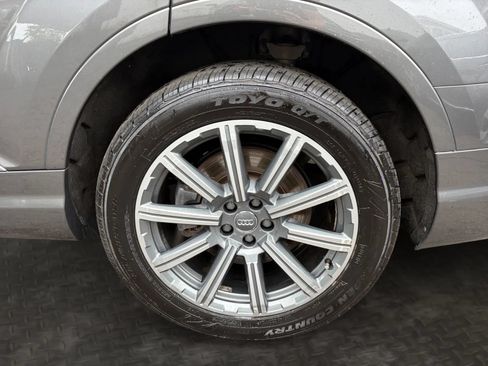 Used 2018 Audi Q7 3.0T Premium Plus AWD/4WD image 44