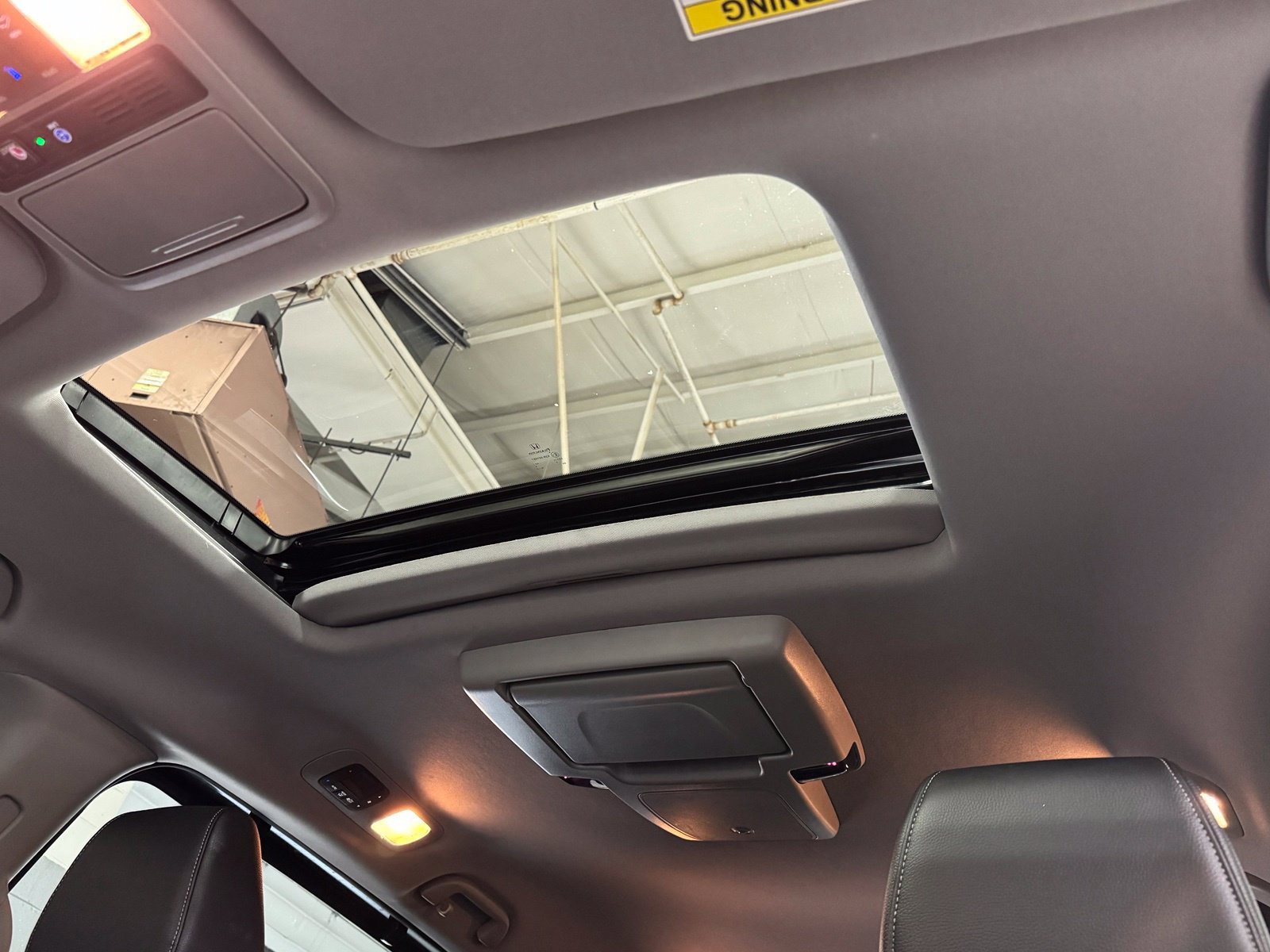Used 2023 Honda Odyssey Touring image 32