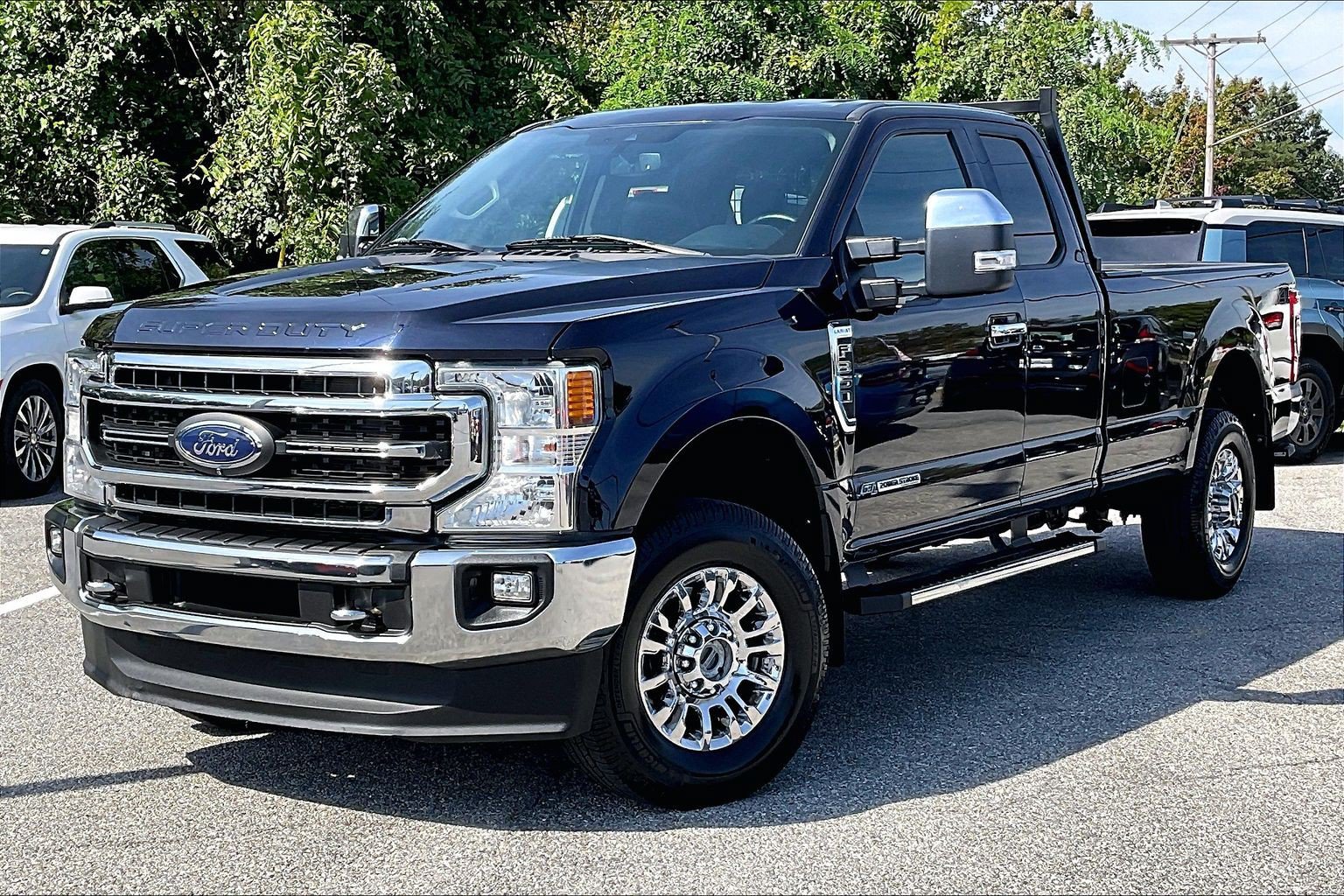 Used 2021 Ford F350 Lariat w/ Chrome Package AWD/4WD image 3