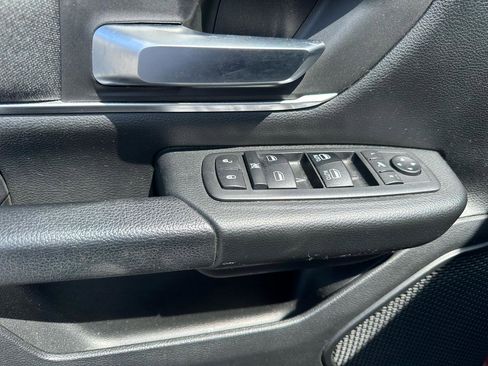 Used 2019 RAM 1500 Big Horn image 9