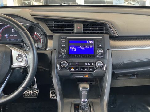 Used 2019 Honda Civic Sport image 32